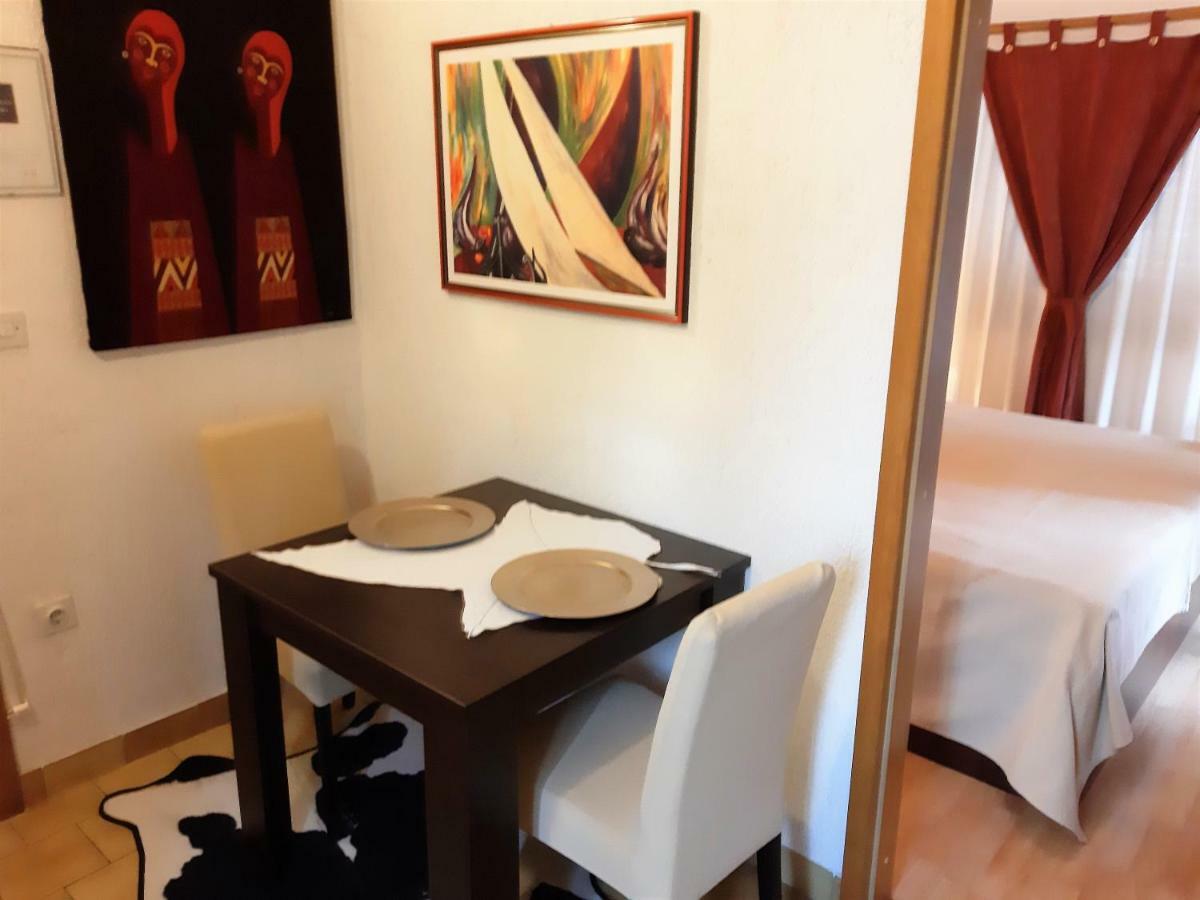Rozic Apartment Rab Town